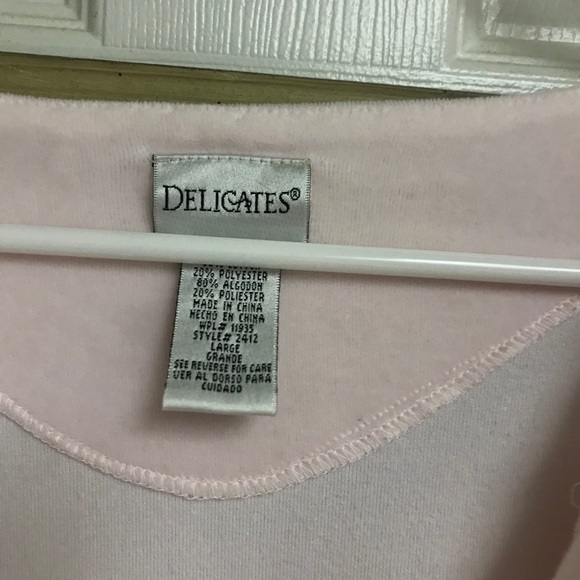 Women’s Robe - Picture 3 of 6